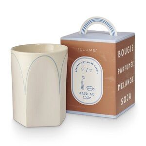ILLUME Cafe Au Lait 7.8 is sou blend candle